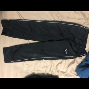 Boys Nike joggers Size 6